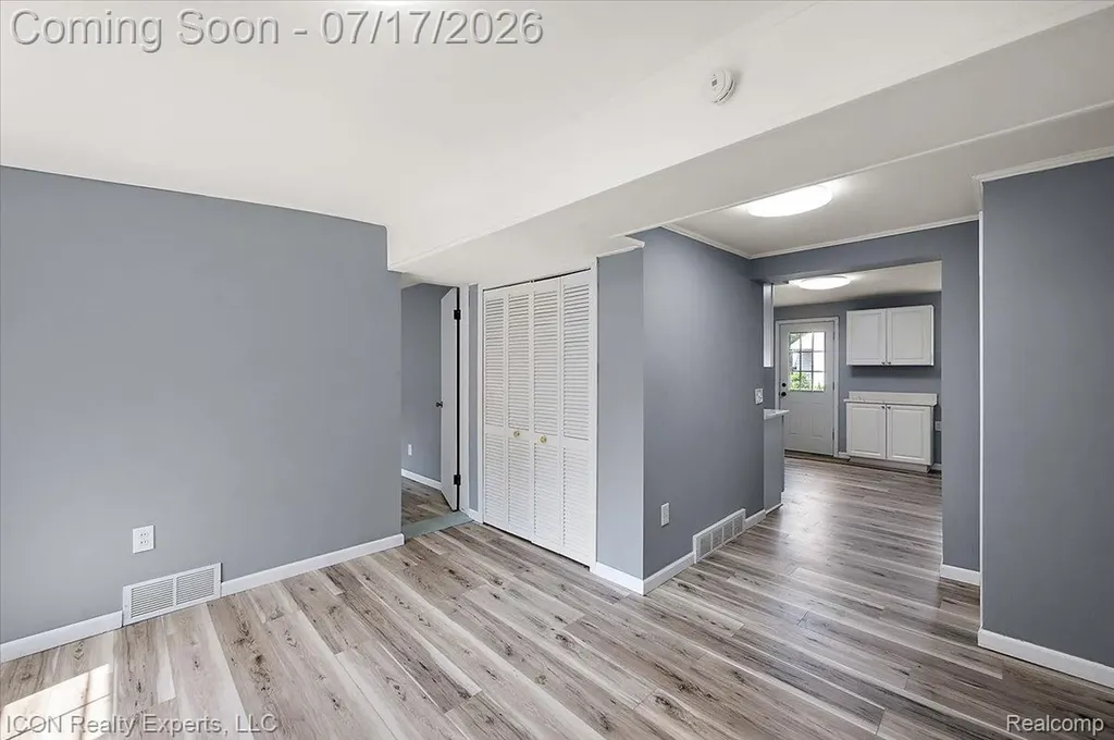 3666 Capitol Avenue Warren City MI 48091