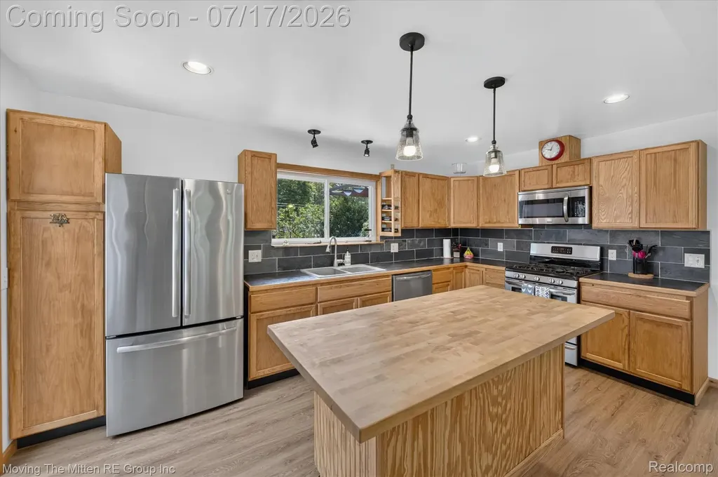 744 S Park Street Highland Charter Township MI 48356