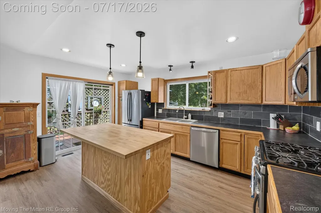 744 S Park Street Highland Charter Township MI 48356