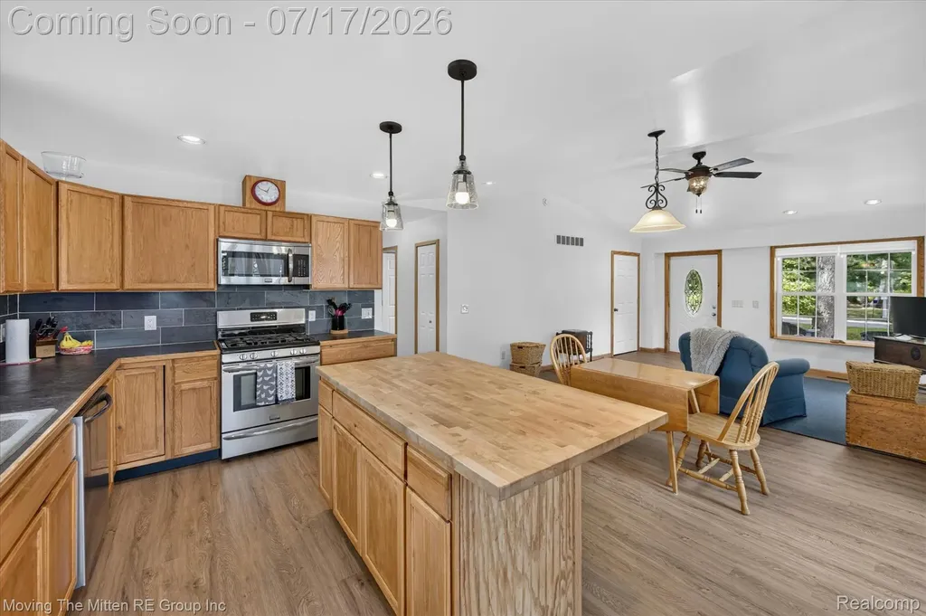 744 S Park Street Highland Charter Township MI 48356