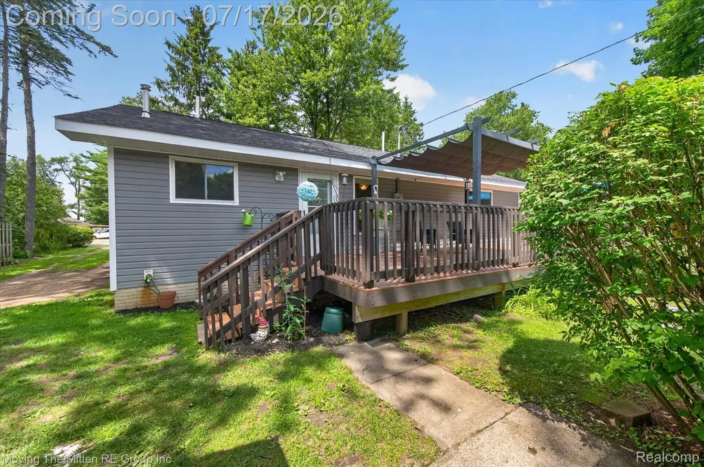 744 S Park Street Highland Charter Township MI 48356