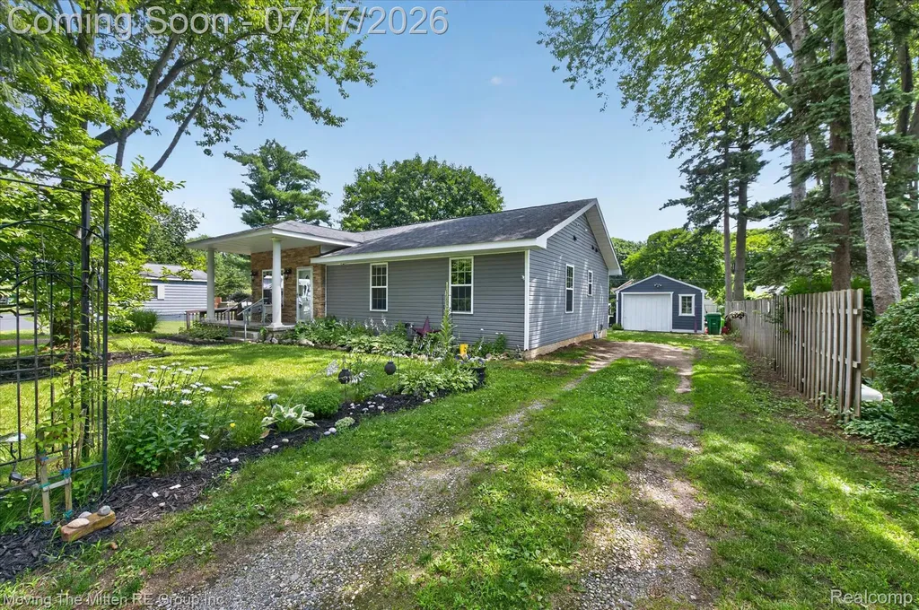 744 S Park Street Highland Charter Township MI 48356