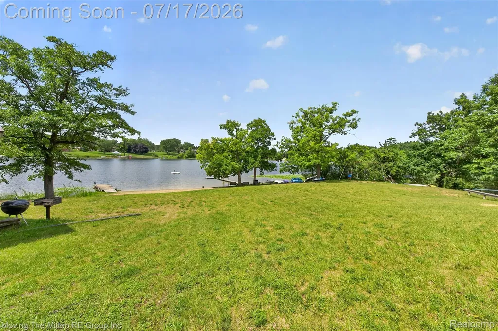 744 S Park Street Highland Charter Township MI 48356