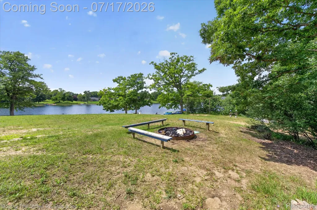 744 S Park Street Highland Charter Township MI 48356