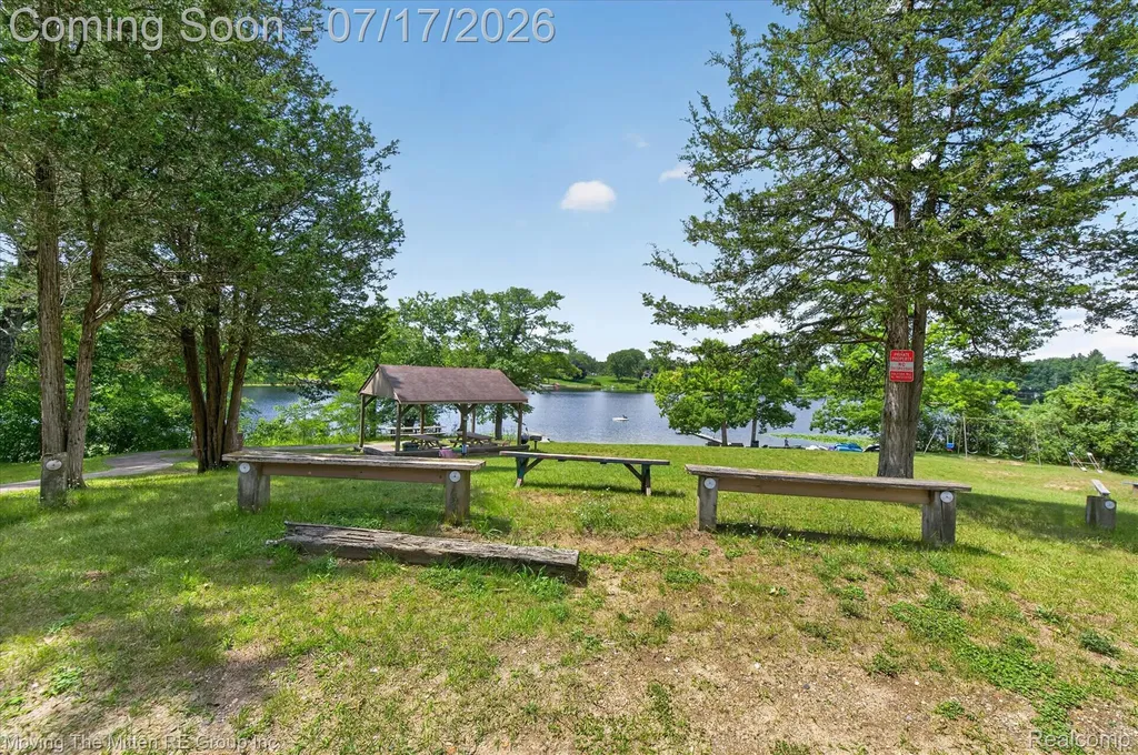 744 S Park Street Highland Charter Township MI 48356