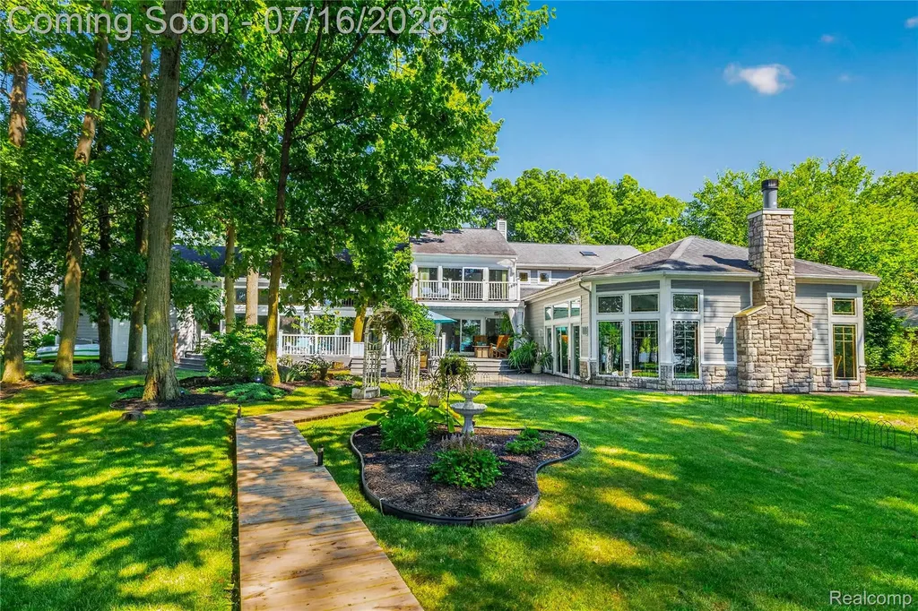 29474 East River Road Grosse Ile Township MI 48138