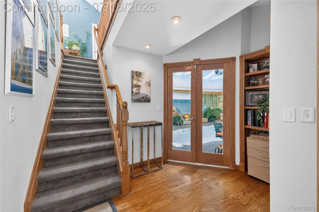 29474 East River Road Grosse Ile Township MI 48138