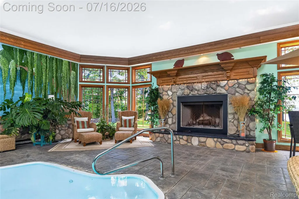 29474 East River Road Grosse Ile Township MI 48138