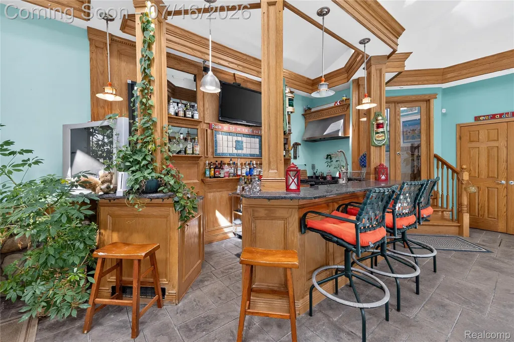 29474 East River Road Grosse Ile Township MI 48138