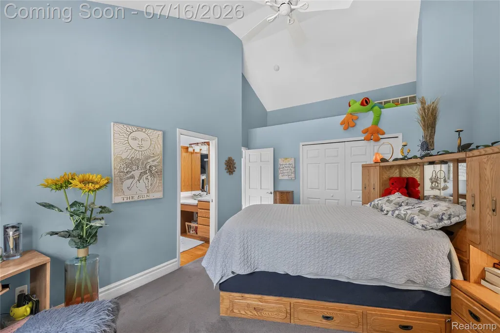 29474 East River Road Grosse Ile Township MI 48138
