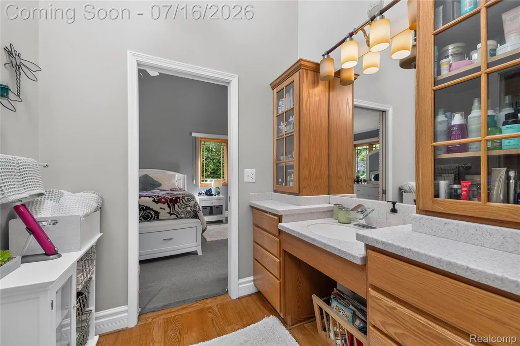 29474 East River Road Grosse Ile Township MI 48138