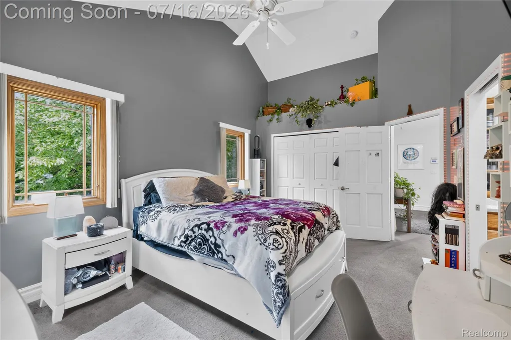 29474 East River Road Grosse Ile Township MI 48138