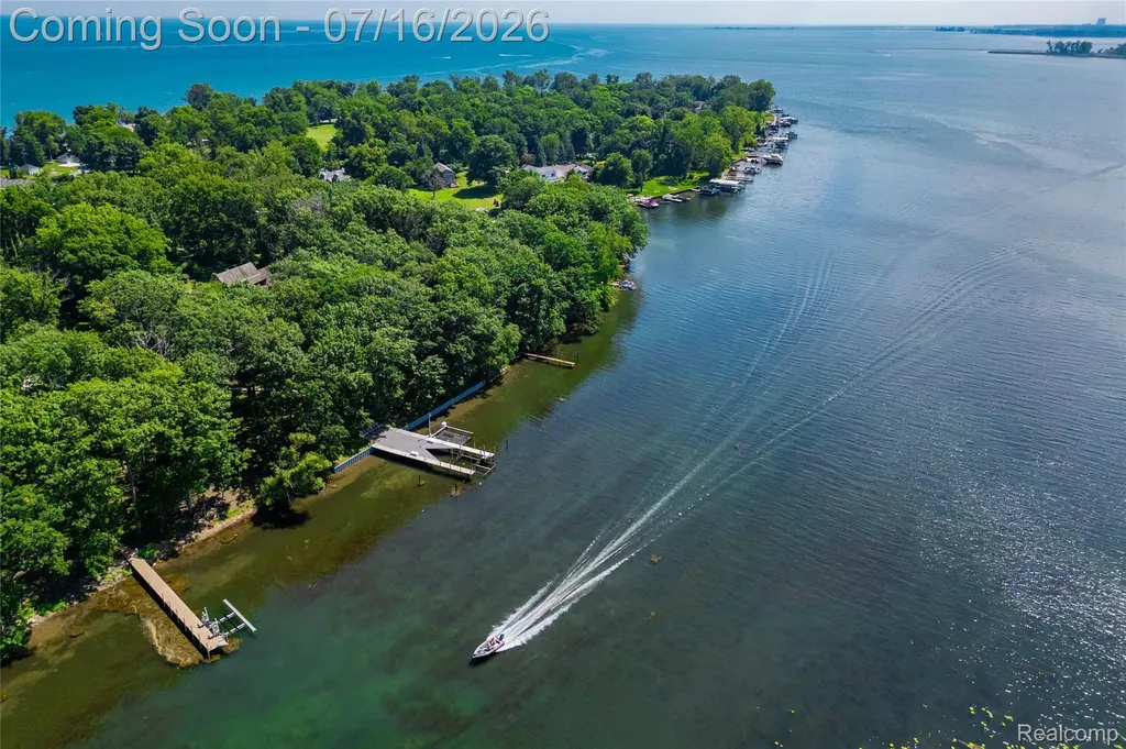 29474 East River Road Grosse Ile Township MI 48138
