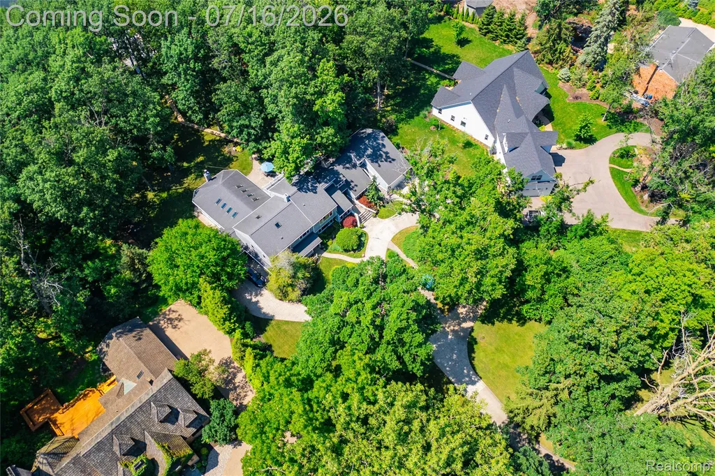 29474 East River Road Grosse Ile Township MI 48138