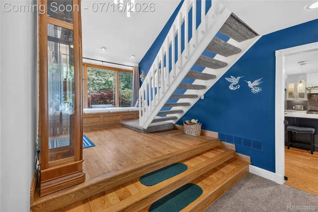 29474 East River Road Grosse Ile Township MI 48138