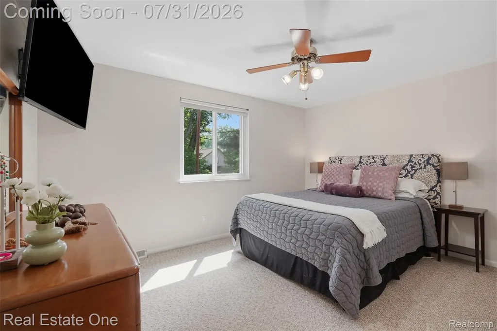 2975 West Street Highland Charter Township MI 48380