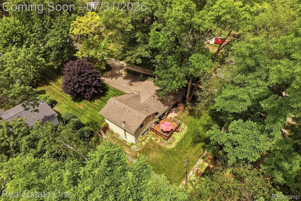 2975 West Street Highland Charter Township MI 48380