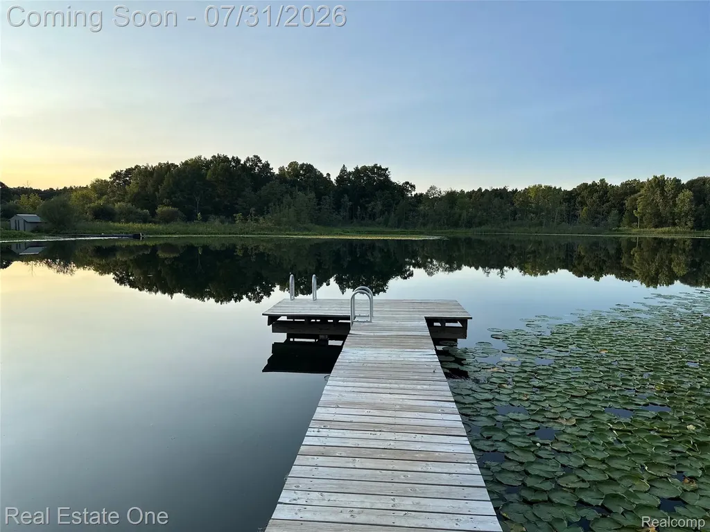 2975 West Street Highland Charter Township MI 48380