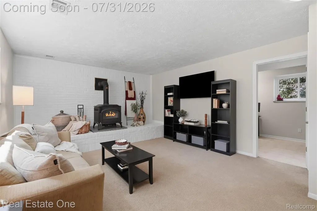 2975 West Street Highland Charter Township MI 48380