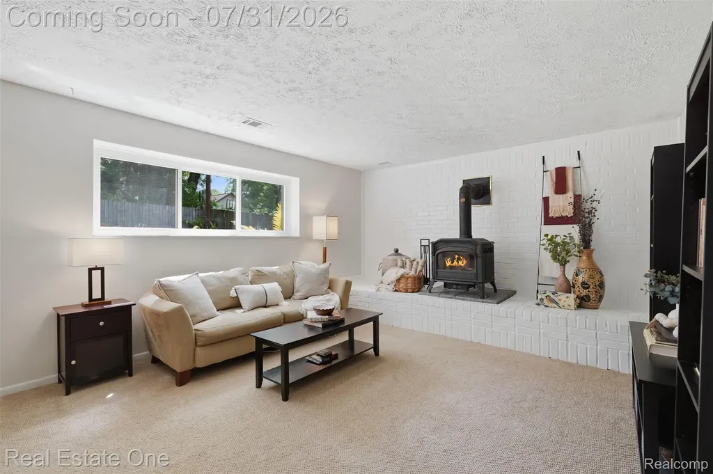 2975 West Street Highland Charter Township MI 48380
