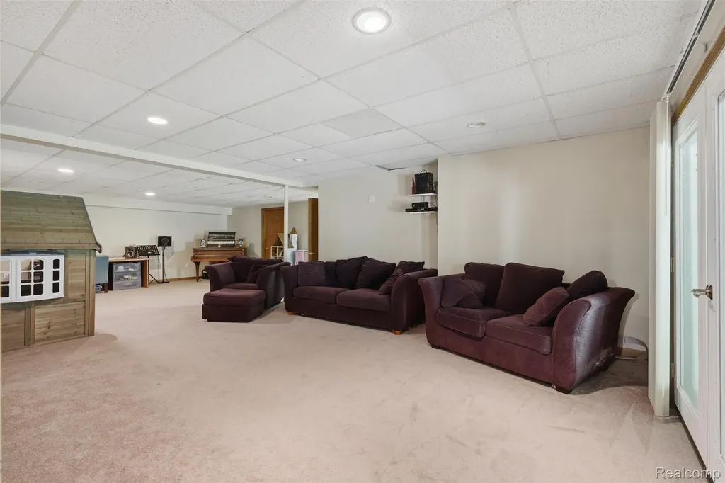 9201 Mabley Hill Road Tyrone Township MI 48430