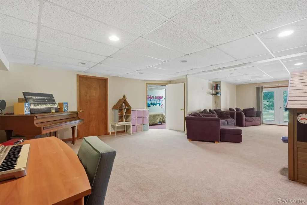 9201 Mabley Hill Road Tyrone Township MI 48430