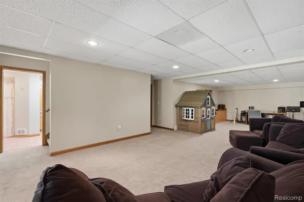 9201 Mabley Hill Road Tyrone Township MI 48430