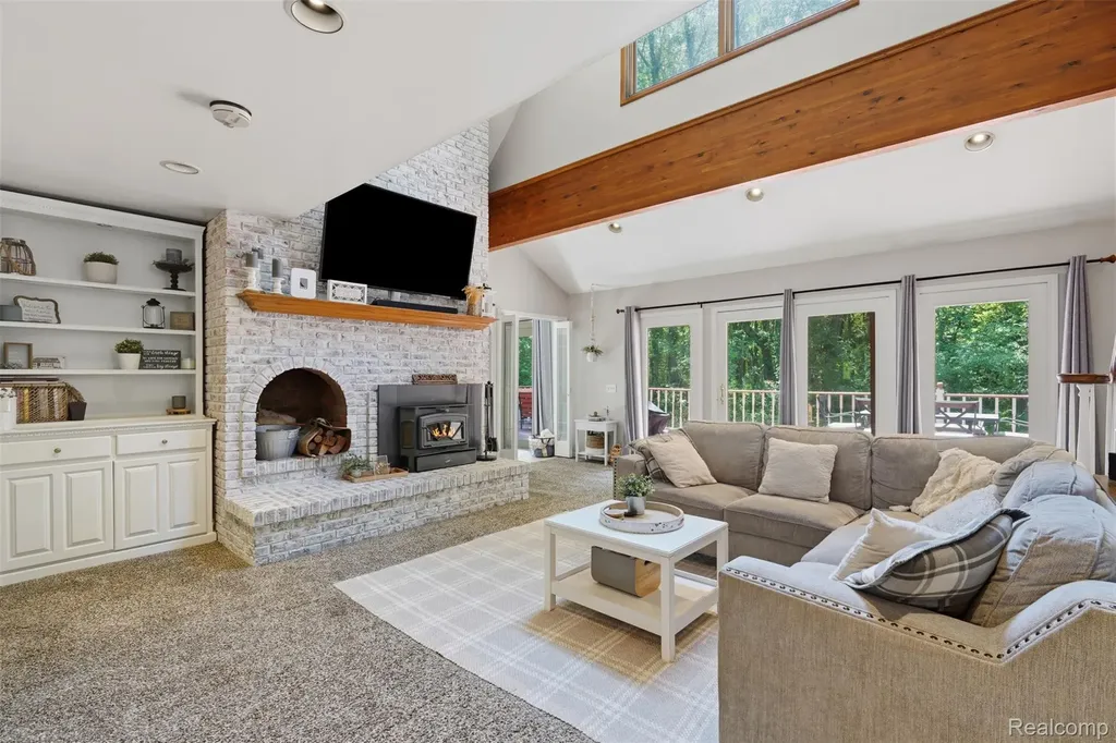 9201 Mabley Hill Road Tyrone Township MI 48430