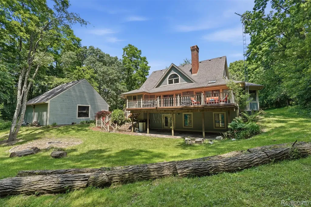 9201 Mabley Hill Road Tyrone Township MI 48430
