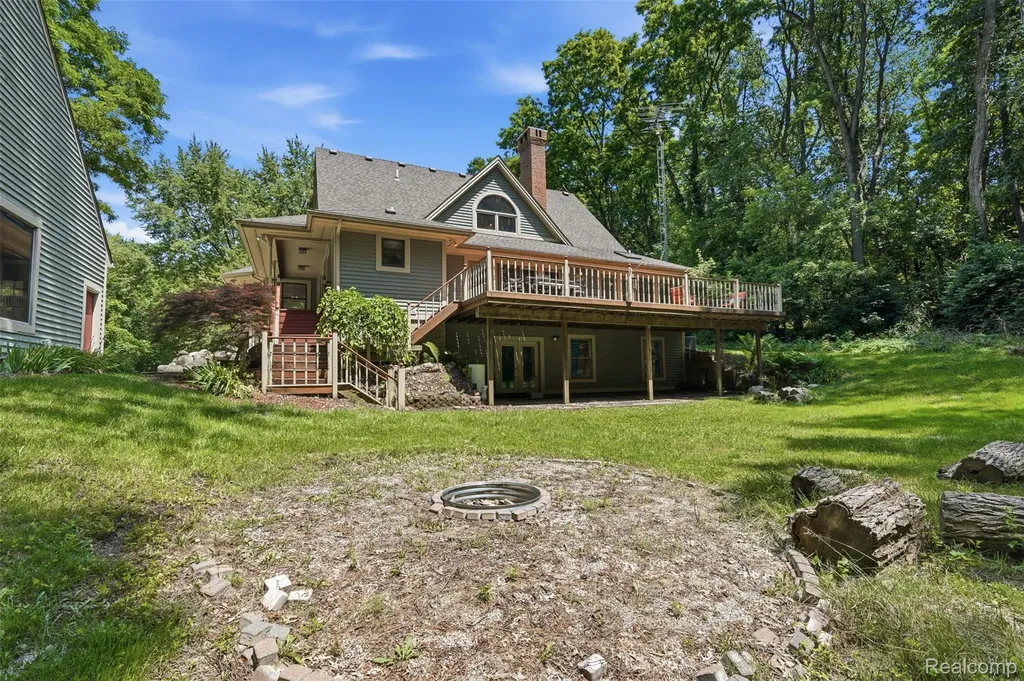 9201 Mabley Hill Road Tyrone Township MI 48430