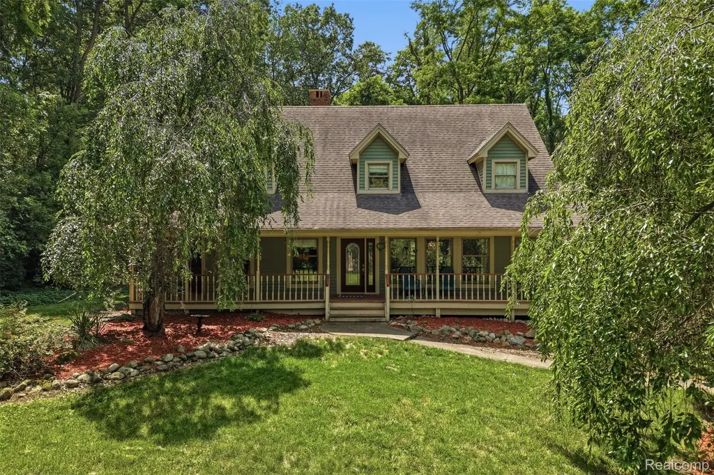 9201 Mabley Hill Road Tyrone Township MI 48430
