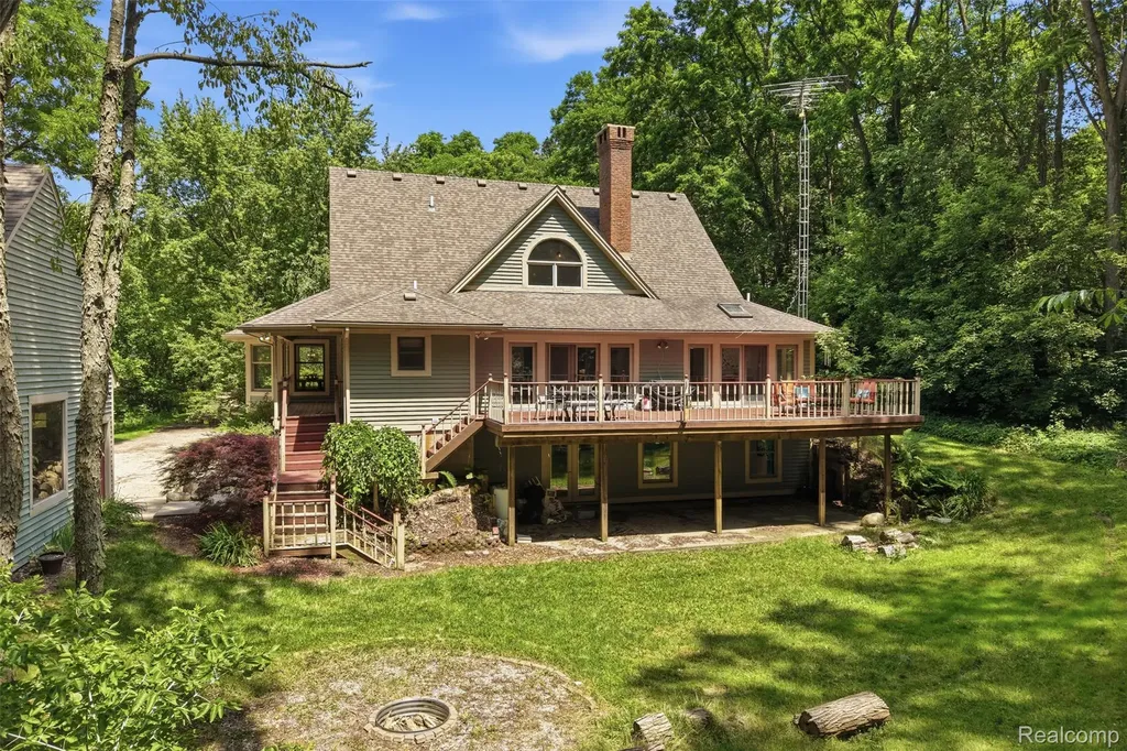 9201 Mabley Hill Road Tyrone Township MI 48430