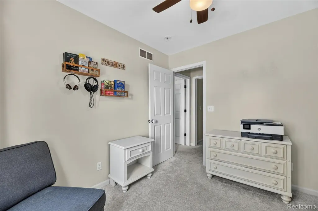 554 Bluewater Drive Holly Township MI 48442