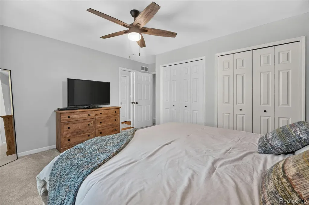 554 Bluewater Drive Holly Township MI 48442