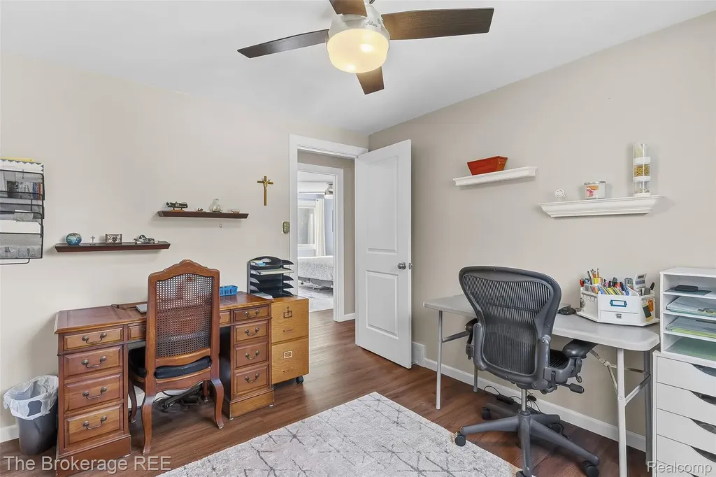 1438 Lynnwood Lane White Lake Charter Township MI 48383