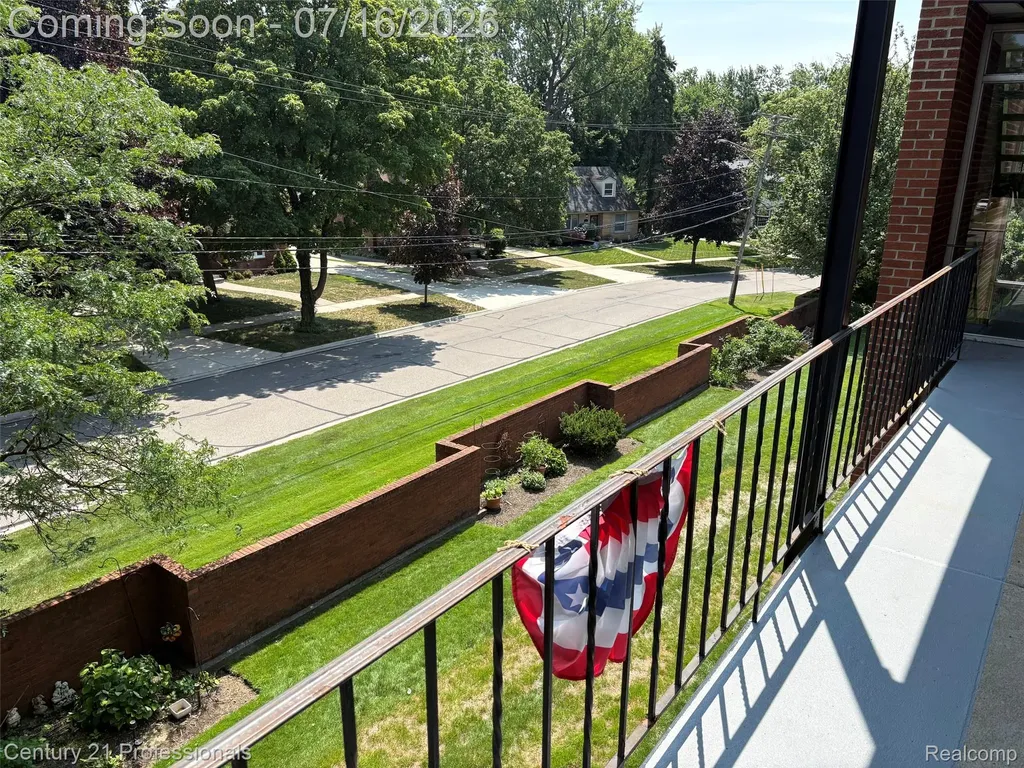 2820 Woodslee Drive Royal Oak City MI 48073