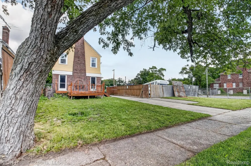13417 Robson Street Detroit City MI 48227
