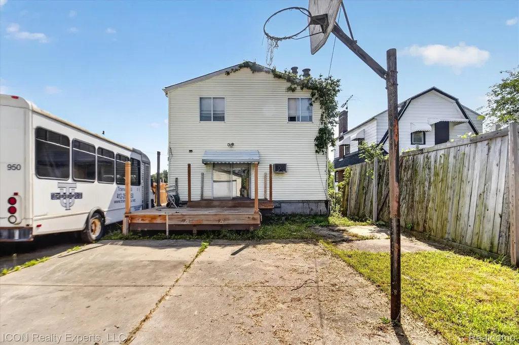 13417 Robson Street Detroit City MI 48227