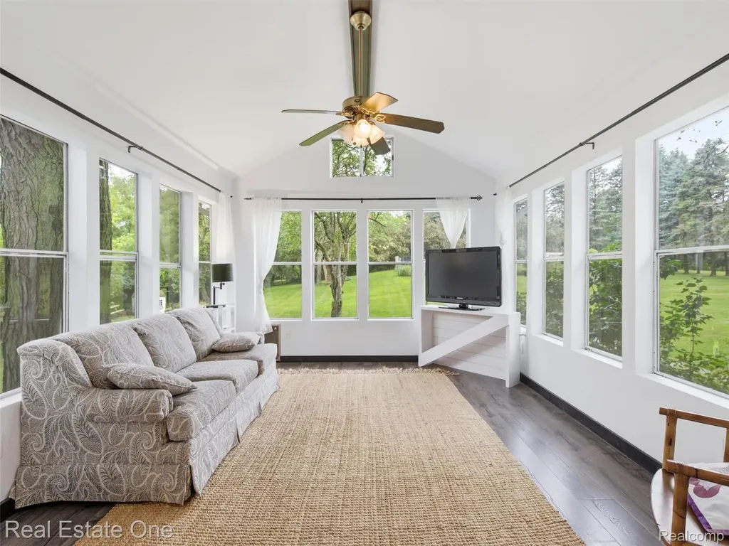 3206 Allen Road Brandon Charter Township MI 48462