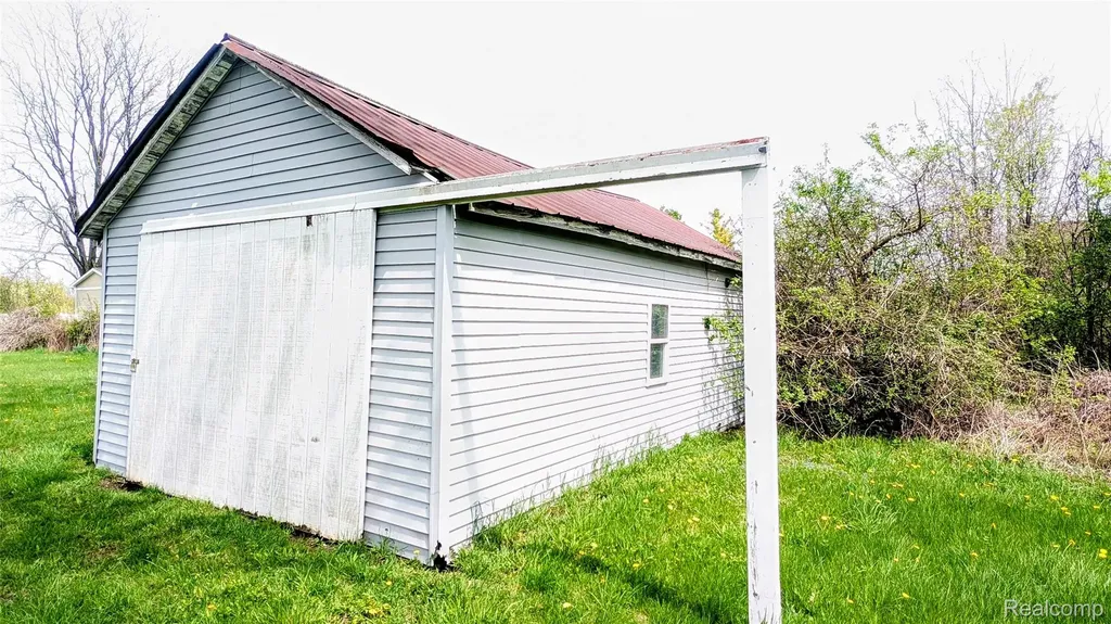 44043 Tyler Road Van Buren Charter Township MI 48111