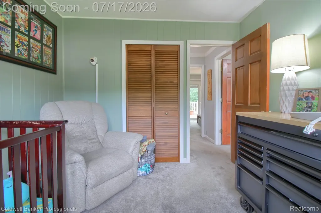 9118 Deering Street Livonia City MI 48150