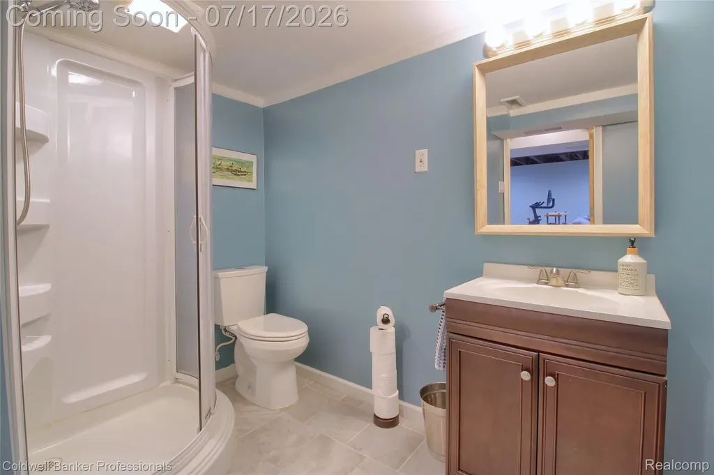 9118 Deering Street Livonia City MI 48150