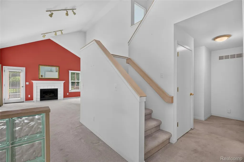 2775 Lochmoor Boulevard Orion Charter Township MI 48360