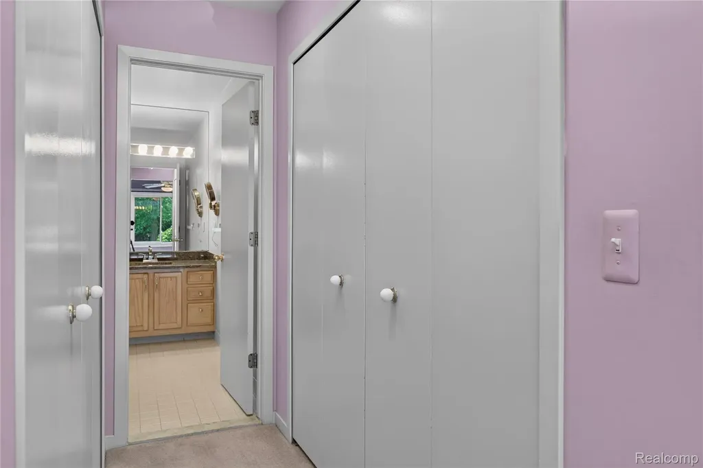 2775 Lochmoor Boulevard Orion Charter Township MI 48360