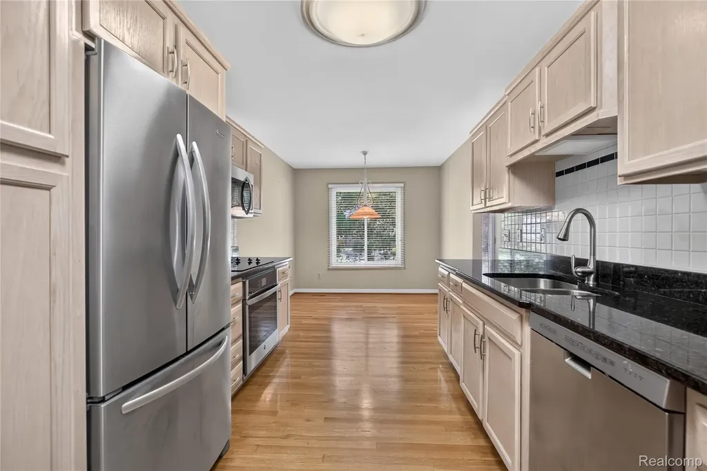 2775 Lochmoor Boulevard Orion Charter Township MI 48360