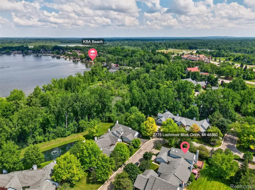 2775 Lochmoor Boulevard Orion Charter Township MI 48360