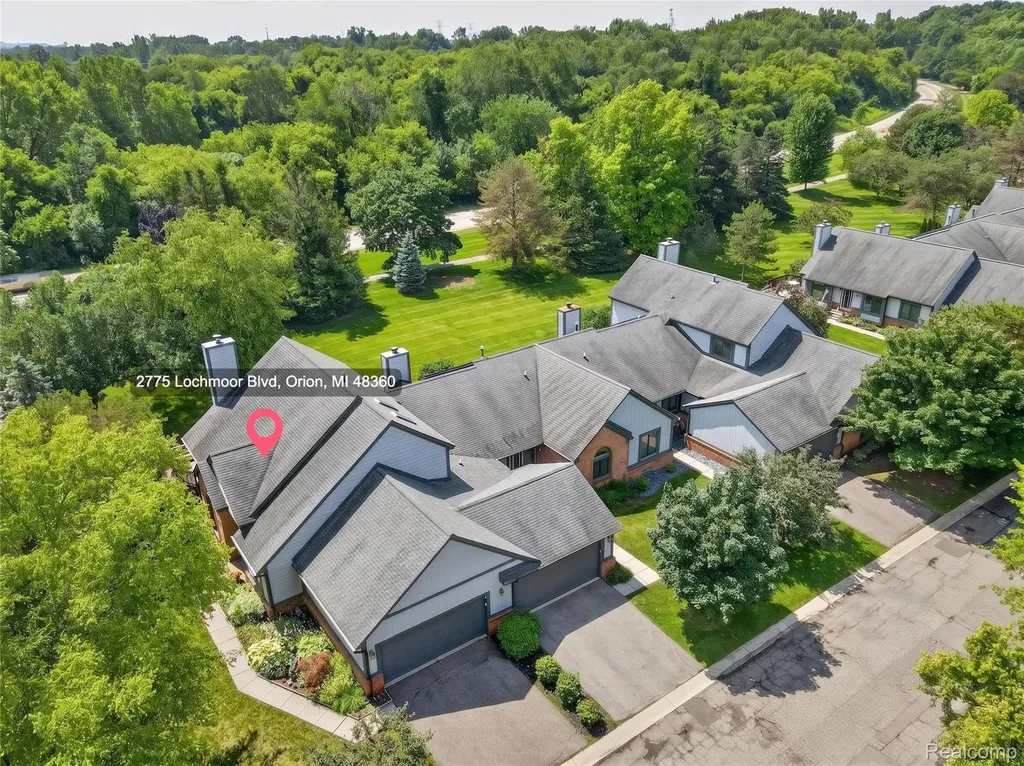 2775 Lochmoor Boulevard Orion Charter Township MI 48360