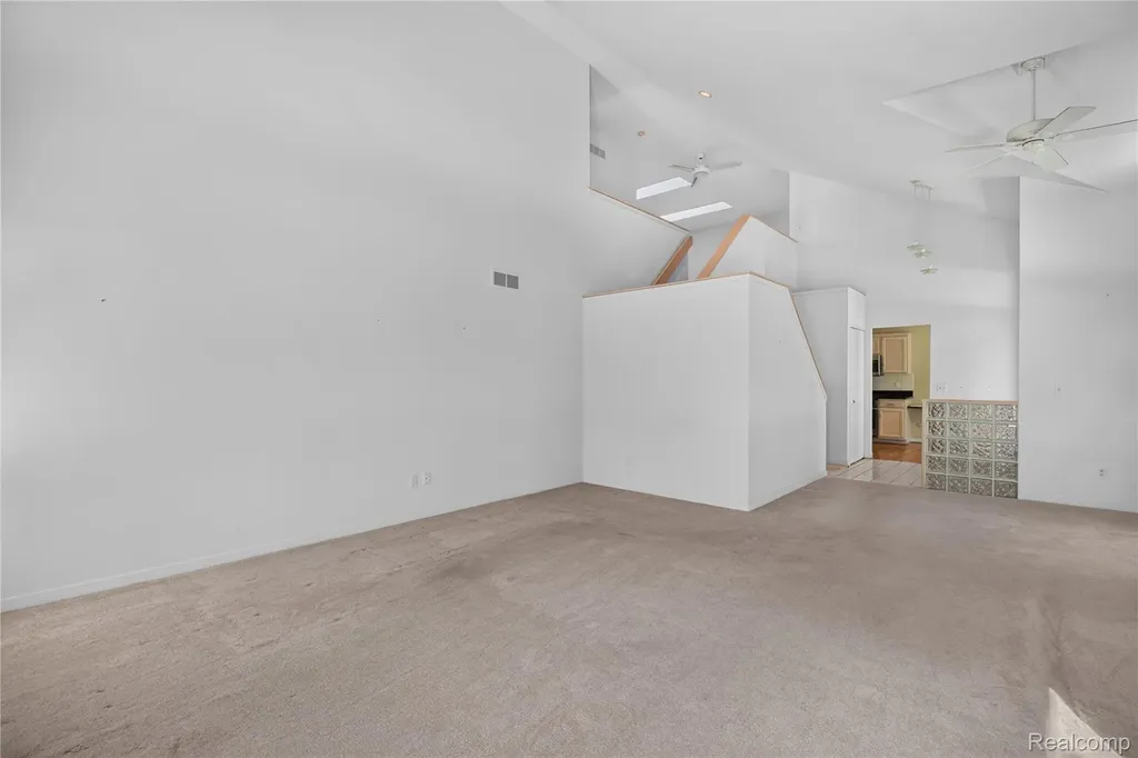 2775 Lochmoor Boulevard Orion Charter Township MI 48360