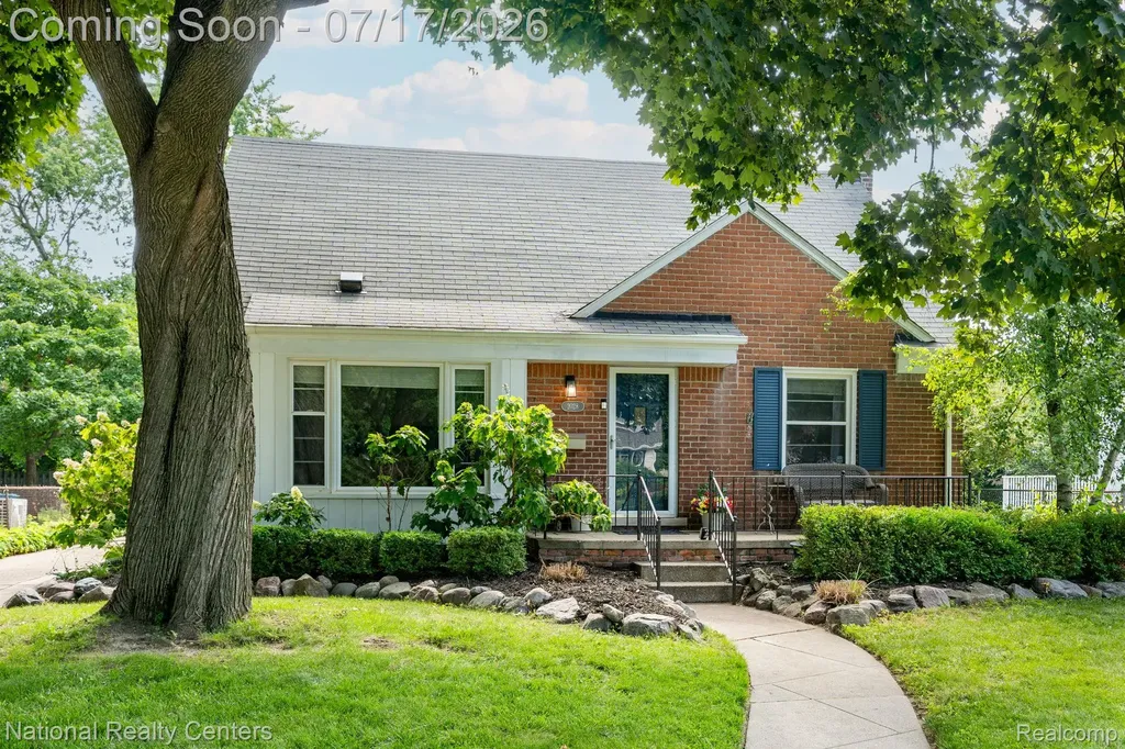 2028 N Wilson Avenue Royal Oak City MI 48073