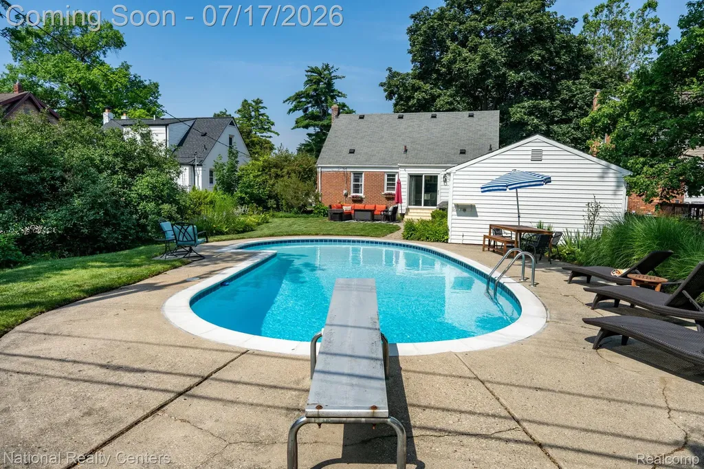2028 N Wilson Avenue Royal Oak City MI 48073
